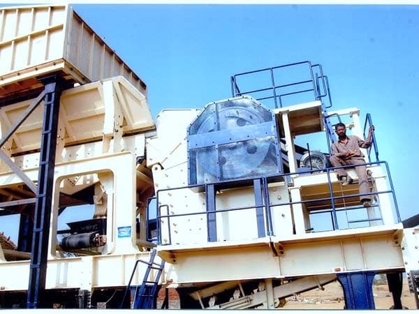 Wheel Mounted Mobile Projects installation 20